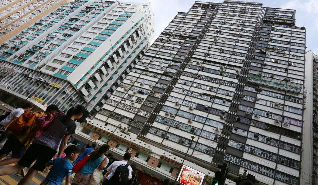 The Estate Agents Authority regulates 39,577 licensed property agents in Hong Kong. Photo: Nora Tam