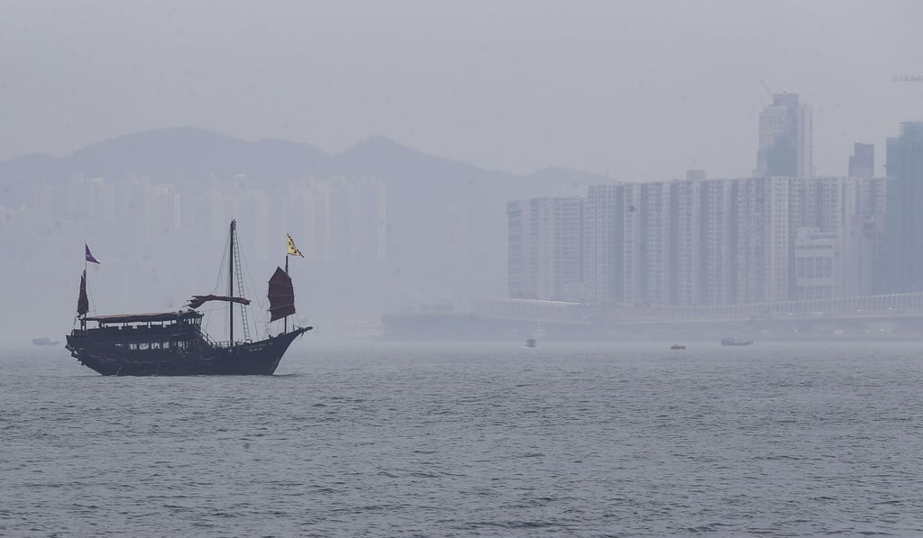 A hazy day over Victoria Harbour. Photo: Dickson Lee