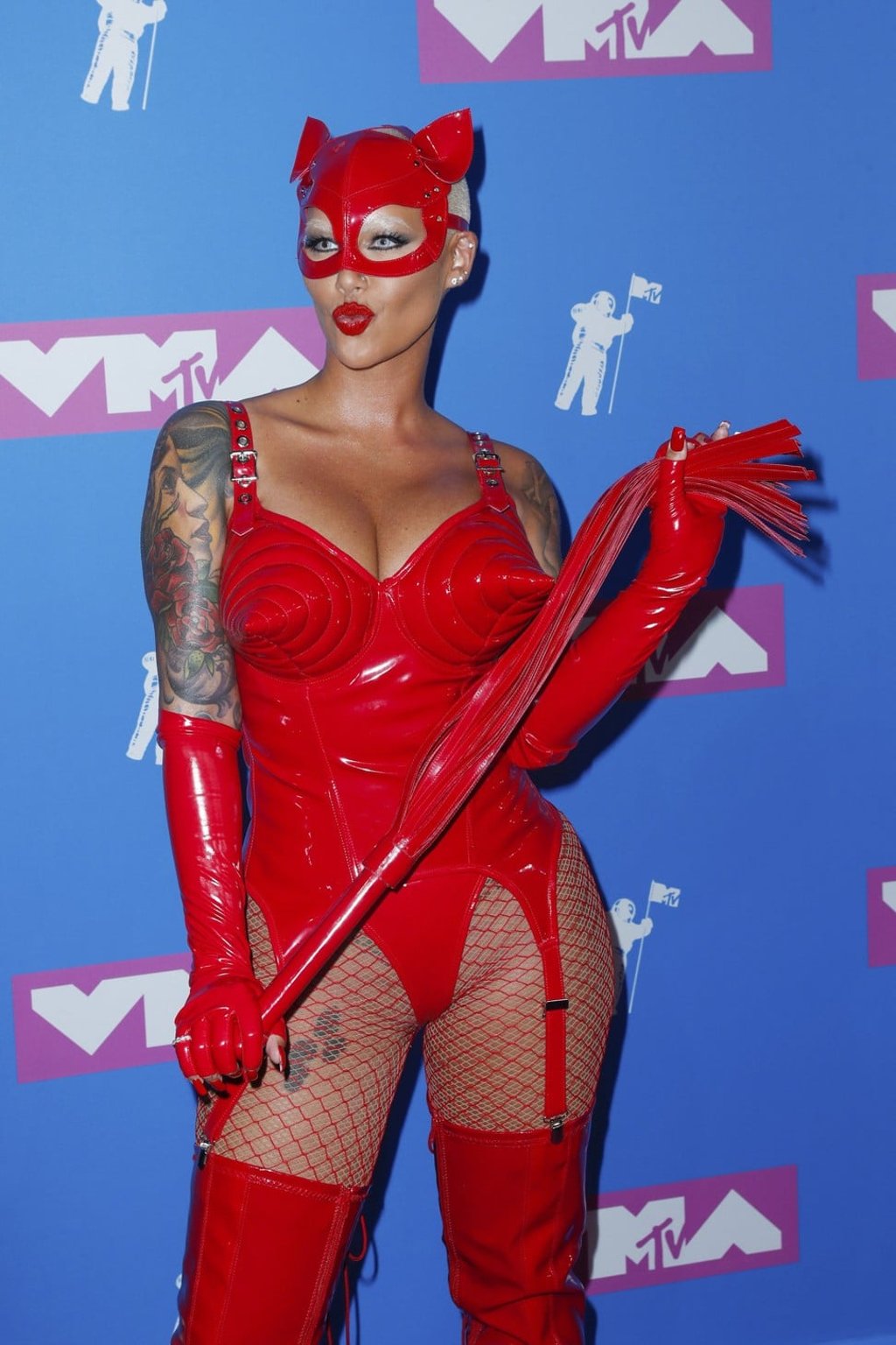 American model and actress Amber Rose poses for the cameras as she arrives at the MTV Video Music Awards. Photo: EPA-EFE