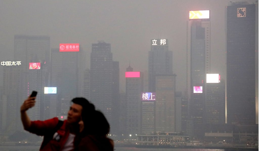 The pollution in Hong Kong is attributed to the subsidising air that typhoons bring, making it difficult for pollutants to disperse. Photo: K. Y. Cheng