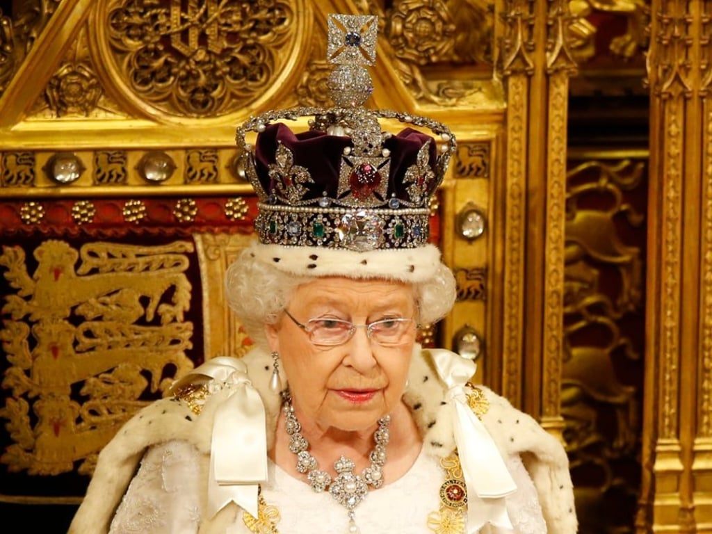 Britain’s Queen Elizabeth. The queen does not personally own the Crown Jewels. Photo: Reuters Britain’s Queen Elizabeth. The queen does not personally own the Crown Jewels. Photo: Reuters