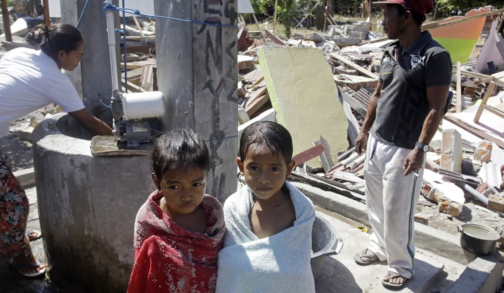 Almost 390,000 people, about 10 per cent of Lombok's population, remain displaced after the earthquake. Photo: AP Almost 390,000 people, about 10 per cent of Lombok's population, remain displaced after the earthquake. Photo: AP