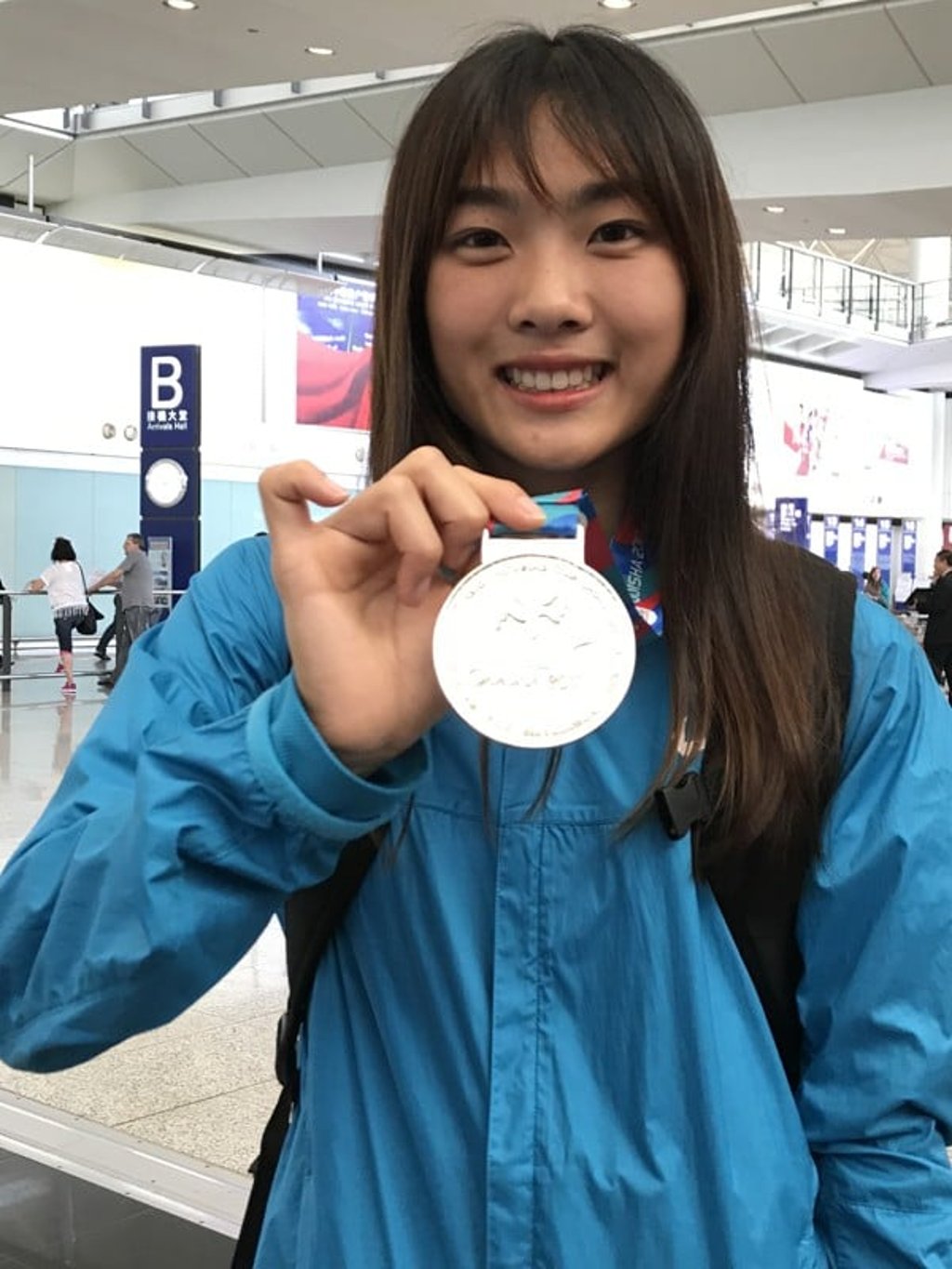 Hong Kong high jump ace Cecilia Yeung Man-wai with her 2017 Asian Championships silver medal. Photo: Chan Kin-wa