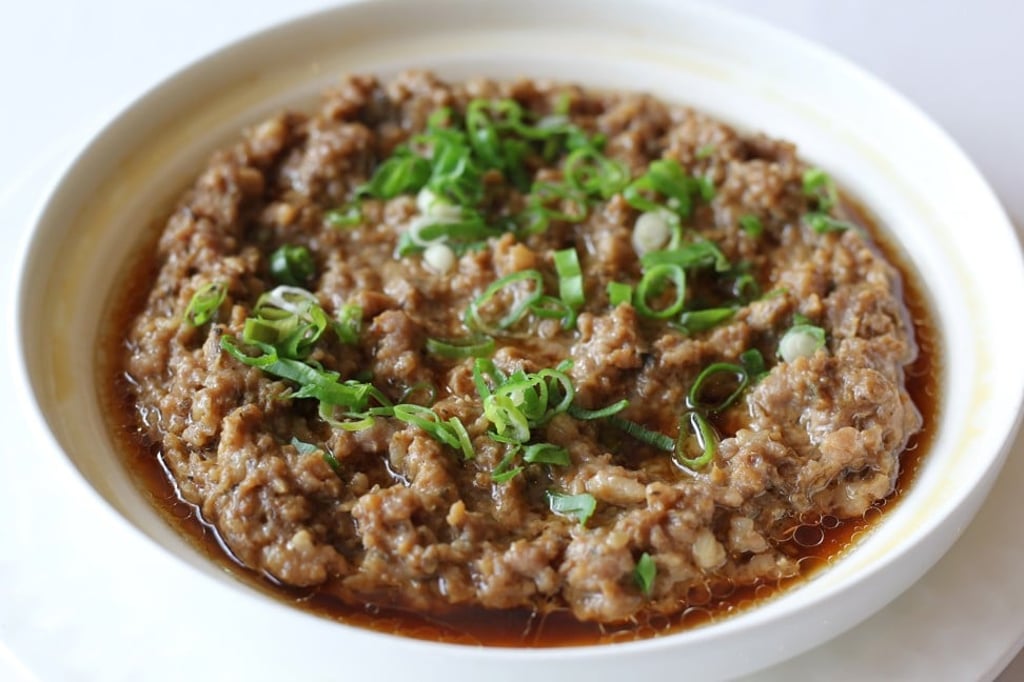 Steamed minced pork with preserved vegetables. Photo: Roy Issa