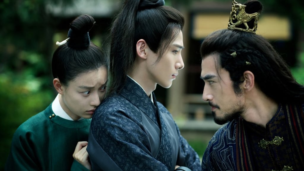 Actress Ni Ni as Feng Zhiwei (left) who hides her identity by dressing as a man, in a scene from ‘The Rise of the Phoenixes’ Actress Ni Ni as Feng Zhiwei (left) who hides her identity by dressing as a man, in a scene from ‘The Rise of the Phoenixes’
