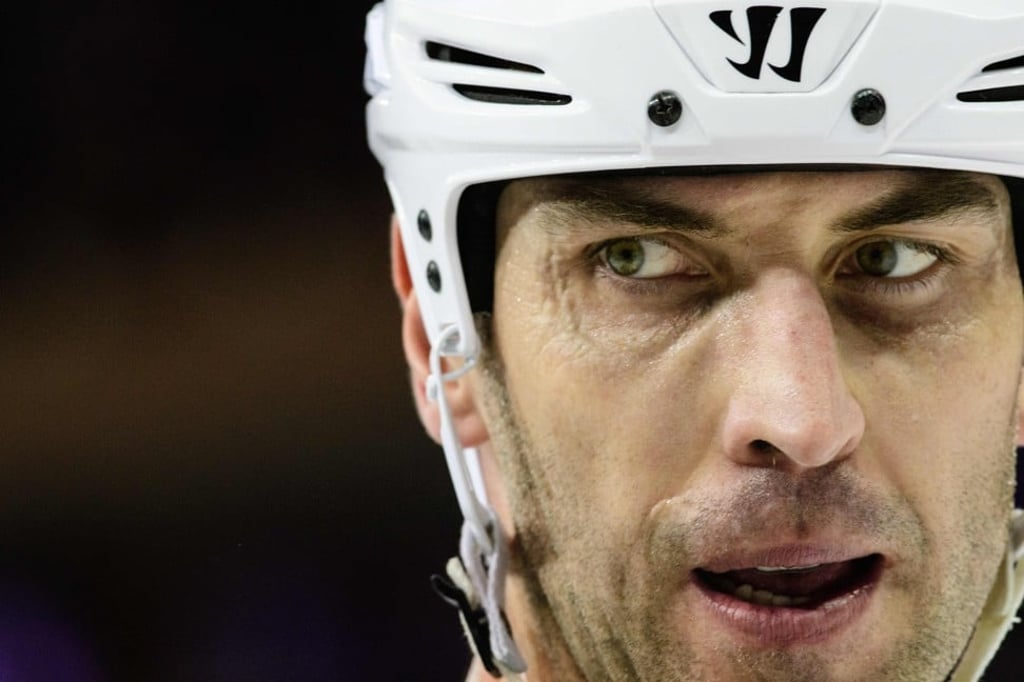 Boston Bruins defenceman Zdeno Chara adopted a largely plant-based diet before the start of last season to extend his career on the ice. Photo: Kostas Lymperopoulos/CSM/Alamy