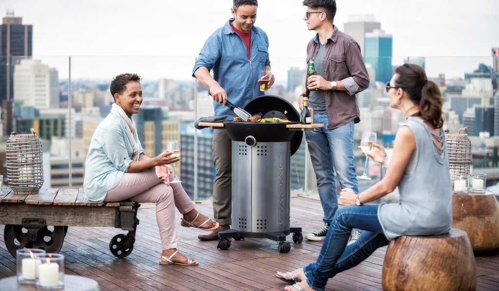 The Cadac Citi Chef gas barbecue is a perfect size for city homes with only limited space outside. The Cadac Citi Chef gas barbecue is a perfect size for city homes with only limited space outside.