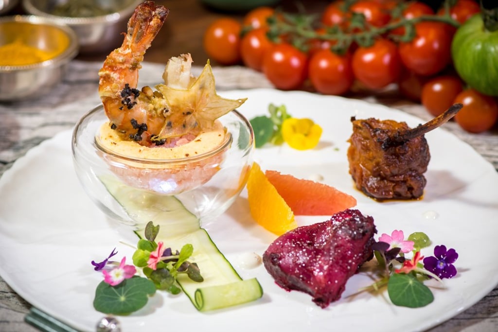 The starter of bite-sized chicken tikka, kasundi lamb and tiger prawn served at The Golden Peacock. The starter of bite-sized chicken tikka, kasundi lamb and tiger prawn served at The Golden Peacock.