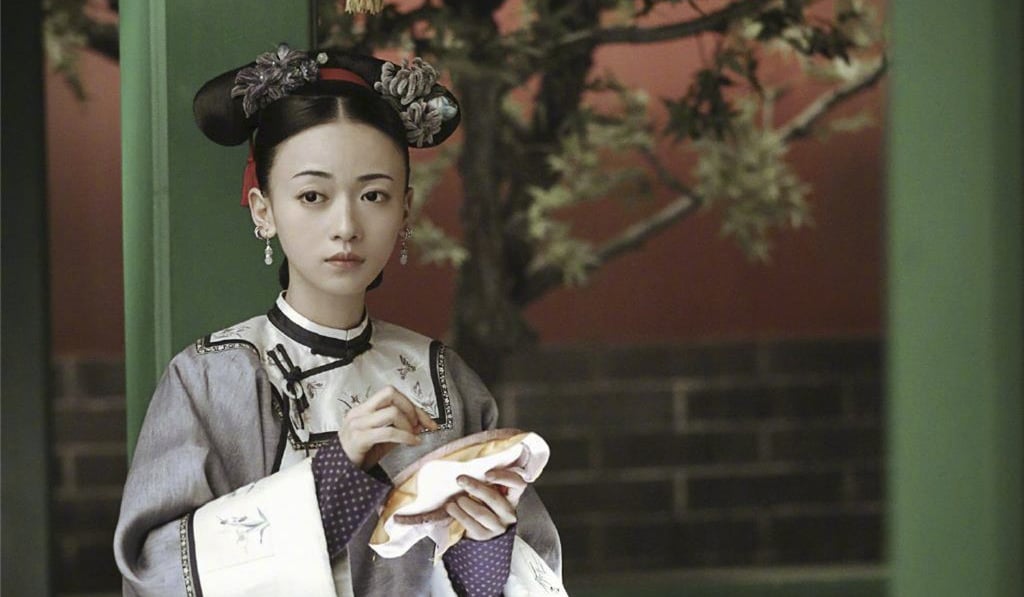 Wei Yingluo, played by Wu Jinyan.