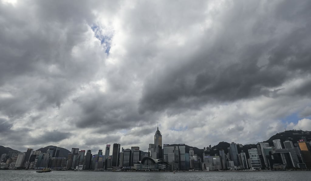 The clouds build over Hong Kong Island on Wednesday as Tropical Storm Barijat moves closer to the city. Photo: Dickson Lee
