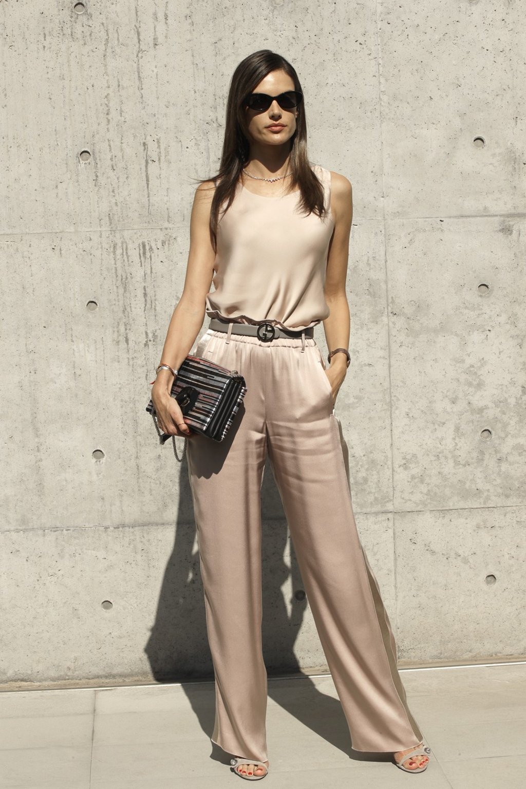 Model Alessandra Ambrosio arrives for the Giorgio Armani women’s 2019 spring-summer collection. Photo: AP Model Alessandra Ambrosio arrives for the Giorgio Armani women’s 2019 spring-summer collection. Photo: AP