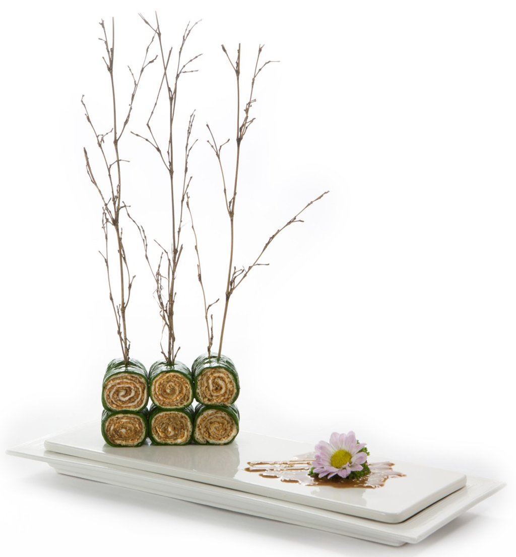 The lollipop dish looks like a work of Japanese flower art, ikebana.