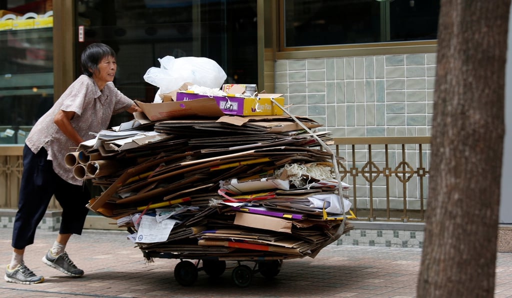 It would take the poor in Hong Kong three years and eight months to scrape together what the richest households made in a month. Photo: Reuters