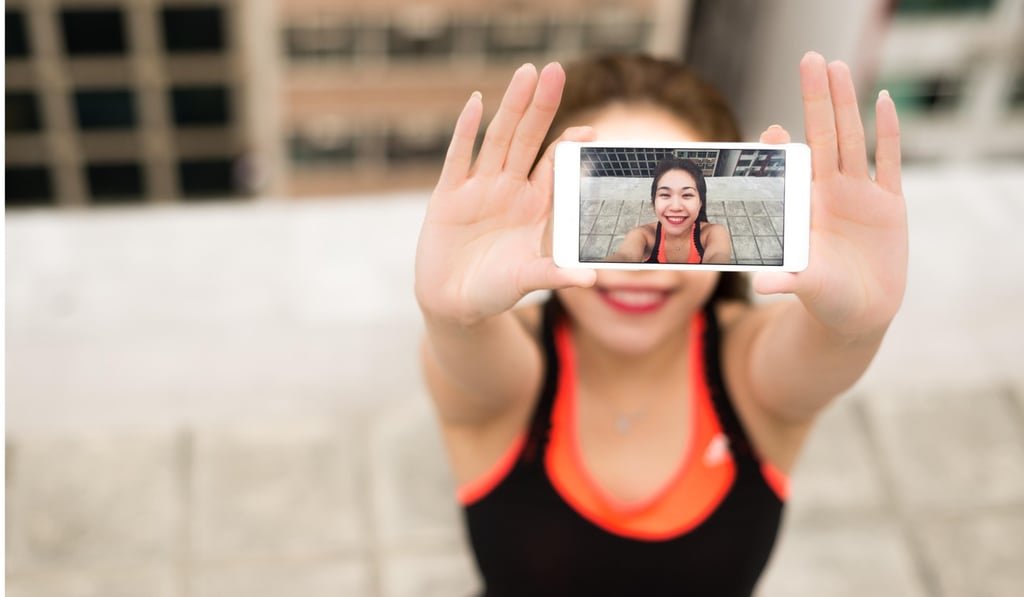 Seeing people always having a great time on social media can lead to increased negative mental health, according to a recent study. Photo: Alamy
