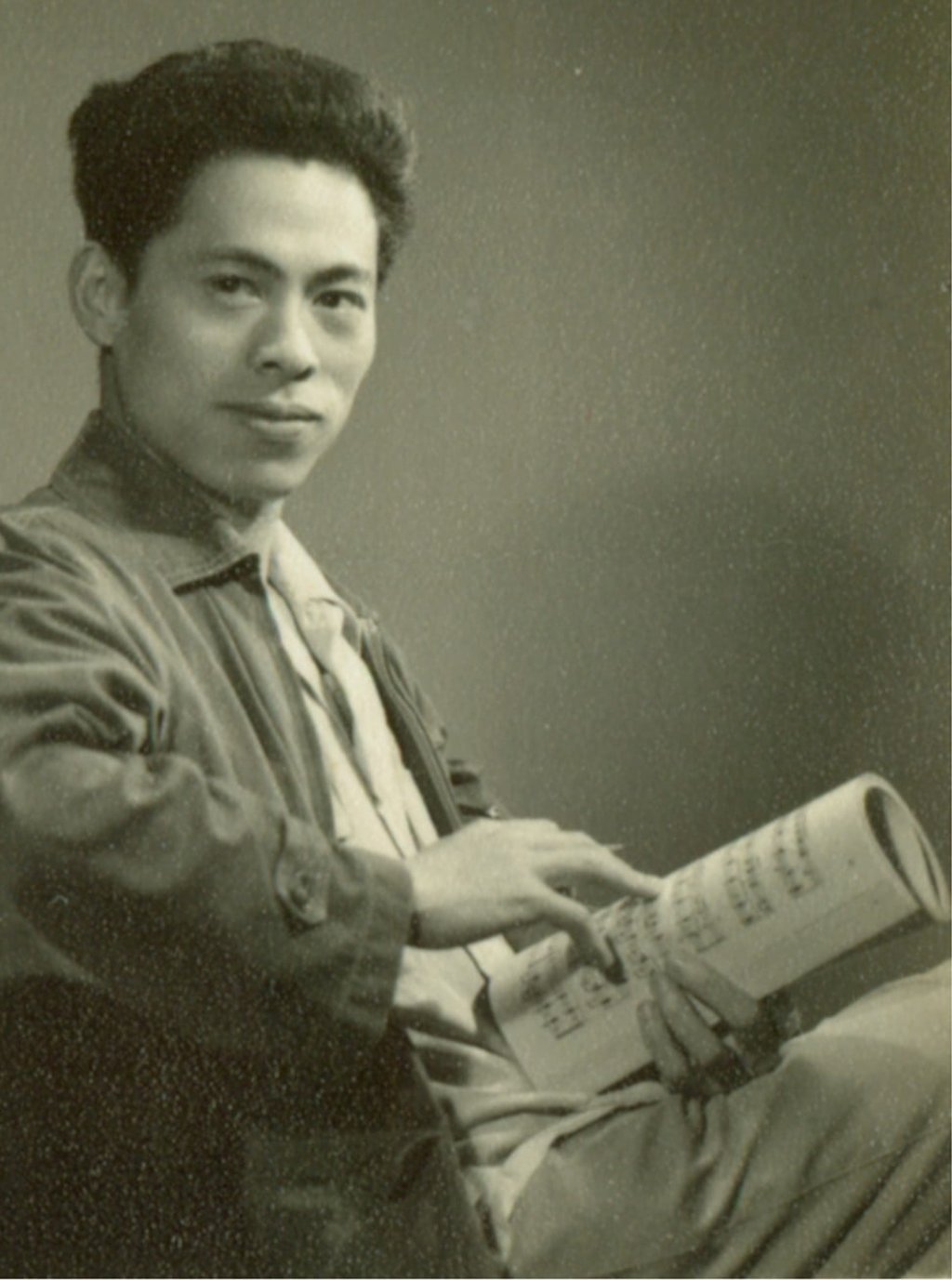 He Zhanhao as a violin student at the Shanghai Conservatory of Music in 1959. Photo: Courtesy of He Zhanhao