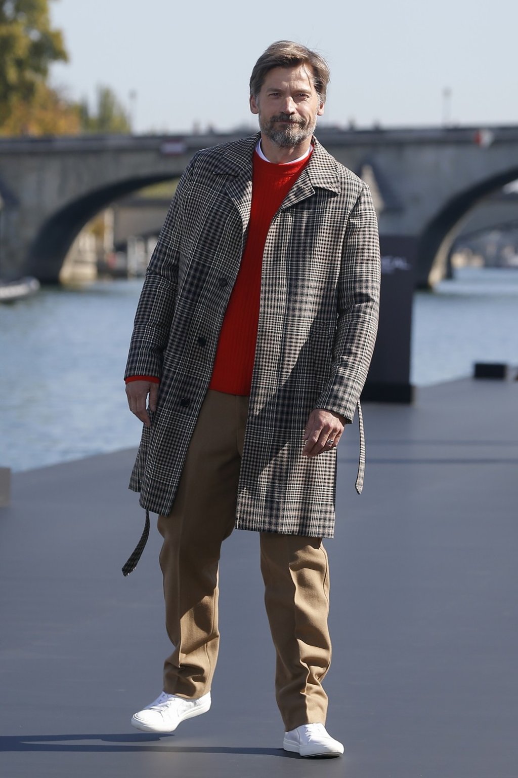 Danish ‘Game of Thrones’ actor Nikolaj Coster-Waldau wears a creation during the Paris Fashion Week spring/summer 2019 collection show organised by cosmetics company L’Oréal on Sunday. Photo: AP
