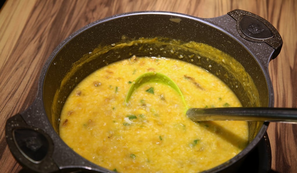 Seafood congee at Shunde Congee Seafood Hotpot in San Po Kong. Photo: Edmond So