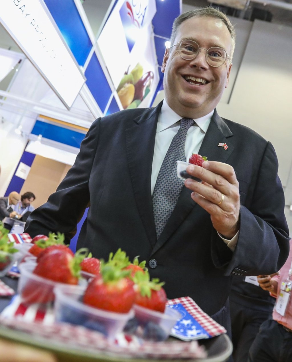 Most foreign diplomats in Hong Kong, such as US Consul General Kurt Tong, receive good benefits and allowances while working overseas. Photo: Nora Tam