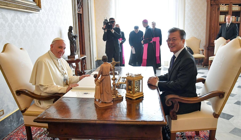 Pope Francis meets South Korean President Moon Jae-in at the Vatican on Thursday. Photo: Reuters