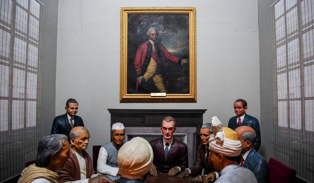A rare painting of Robert Clive, a commander of British India in the mid-1700s, is displayed inside the Indian President's House museum in New Delhi. Photo: AFP A rare painting of Robert Clive, a commander of British India in the mid-1700s, is displayed inside the Indian President's House museum in New Delhi. Photo: AFP