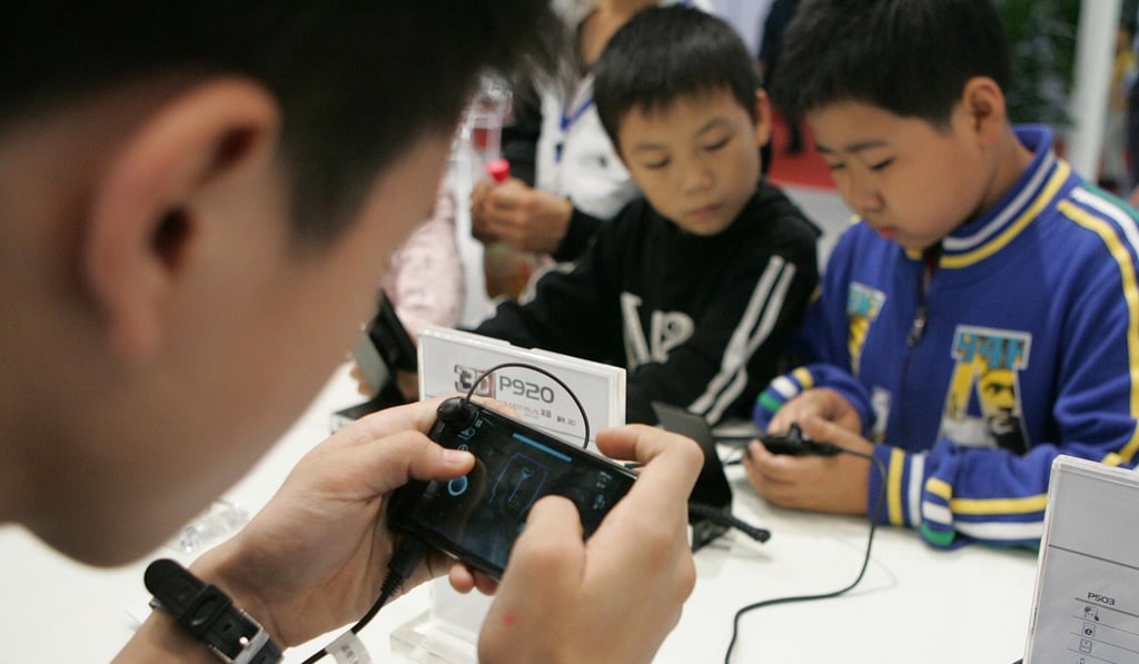 There are an estimated 30 million Chinese users playing games that are not approved for domestic sale. Photo: Imaginechina