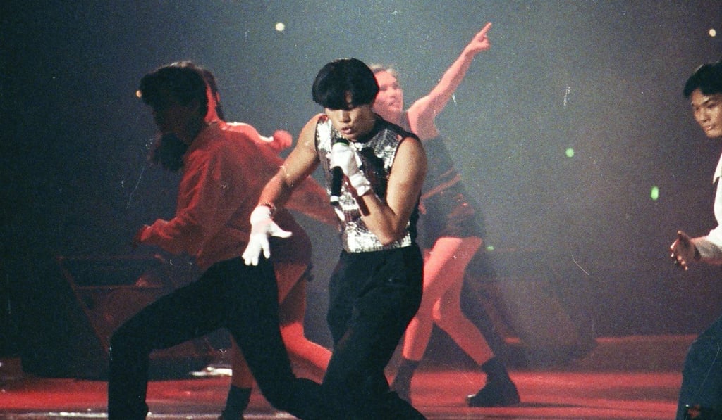 Kwok performs in a concert for RTHK’s Solar Project at the Shanghai School of the Blind in China in 1993. Photo: SCMP
