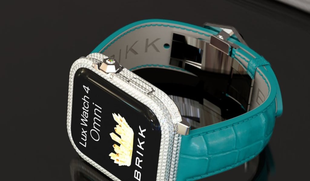 Brikk lux watch omni top