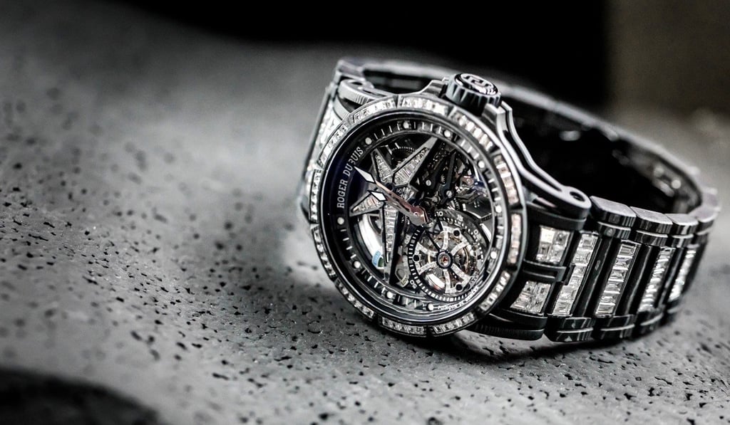 The Excalibur Spider Ultimate Carbon features a full diamond pavé bracelet and the world’s first diamond-clad tourbillon cage.