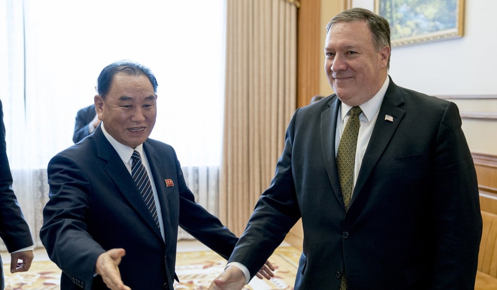US Secretary of State Mike Pompeo, right, and Kim Yong-chol, a North Korean senior ruling party official and former intelligence chief, arrive for a lunch at the Park Hwa Guest House in Pyongyang, North Korea. Photo: AP Photo