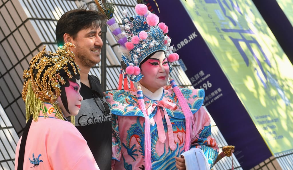 Cantonese opera features colourful costumes and make-up and can be appreciated by an international audience. Cantonese opera features colourful costumes and make-up and can be appreciated by an international audience.