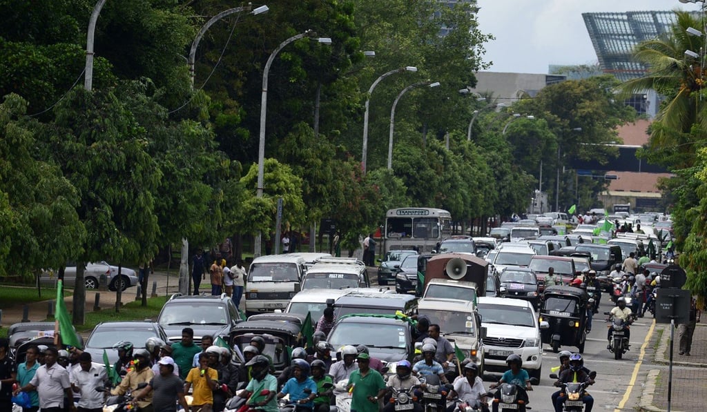 Wickremesinghe loyalists stage a rally in Colombo. Photo: AFP