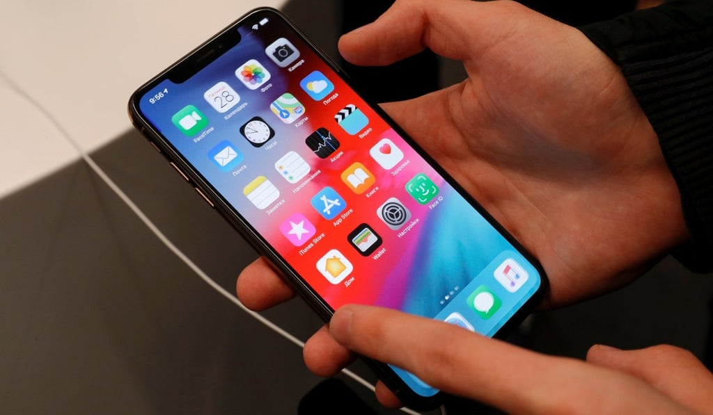 Testing found that the battery on the new iPhone XS (pictured) died 21 minutes earlier than last year’s iPhone X. Photo: Reuters