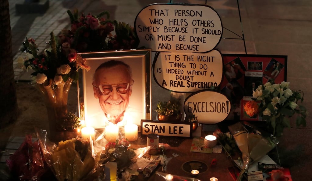 Flowers and mementos placed on the star of late Marvel Comics co-creator Stan Lee on the Hollywood Walk of Fame in Los Angeles, California, November 12, 2018. Photo: Reuters