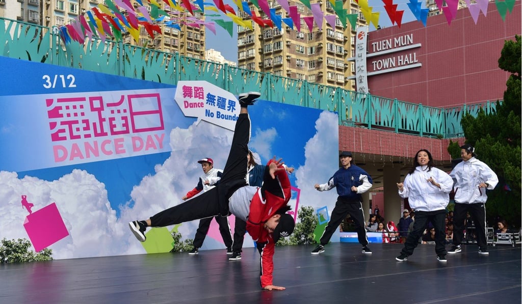 Can’t quite dance like this man here? Don’t worry. Everyone is different and you can choose your own style.