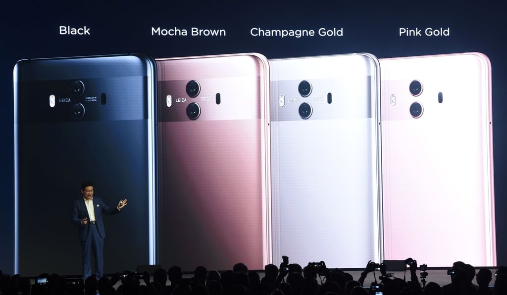 Huawei phone users are generally married males aged between 25 and 34, hold a diploma or bachelor’s degree and whose monthly incomes register between 5,000 yuan and 20,000 yuan. Photo: AFP Huawei phone users are generally married males aged between 25 and 34, hold a diploma or bachelor’s degree and whose monthly incomes register between 5,000 yuan and 20,000 yuan. Photo: AFP