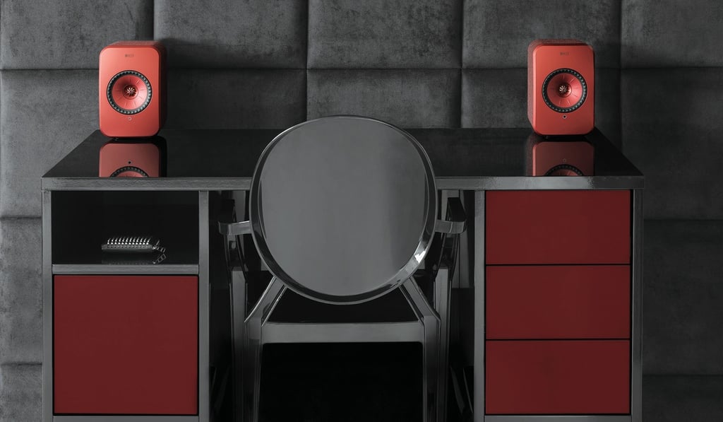 You can control the KEF LSX Music System that’s connected to your Apple Airplay playlist via Siri.
