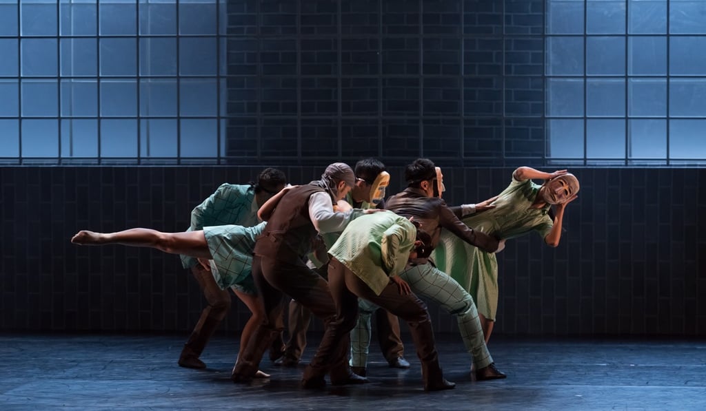 A scene from Noel Pong’s Nuts’hell in City Contemporary Dance Company’s Come Across programme. Photo: Conrado Dy-Liacco