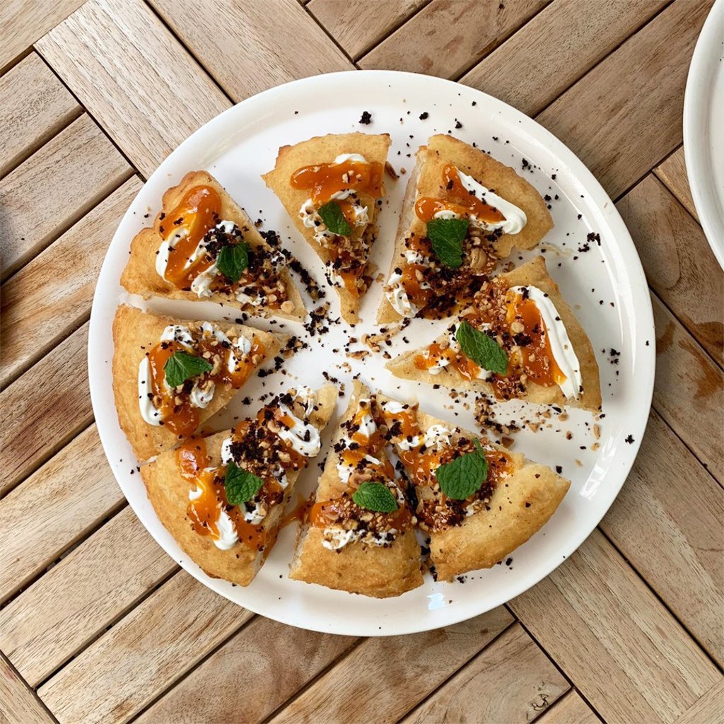 The sweet Crisommola pizza.