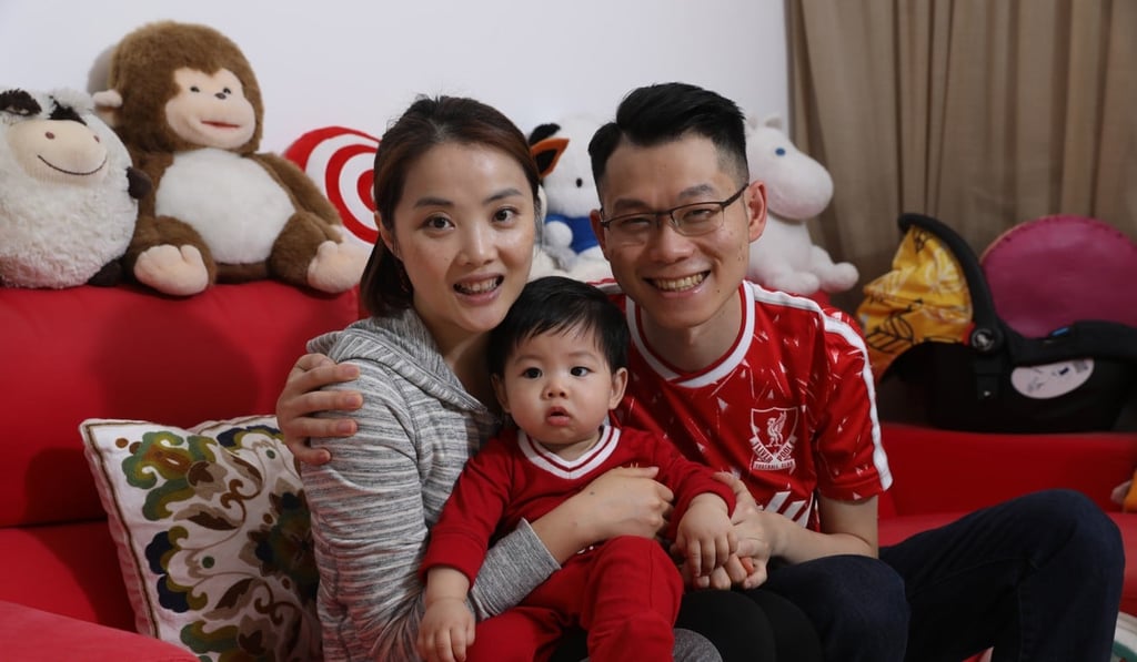 Hong Kong Fantasy Premier League player Kenneth Tang with his wife Tweety Tang and son Kaleb. Photo: K.Y. Cheng Hong Kong Fantasy Premier League player Kenneth Tang with his wife Tweety Tang and son Kaleb. Photo: K.Y. Cheng