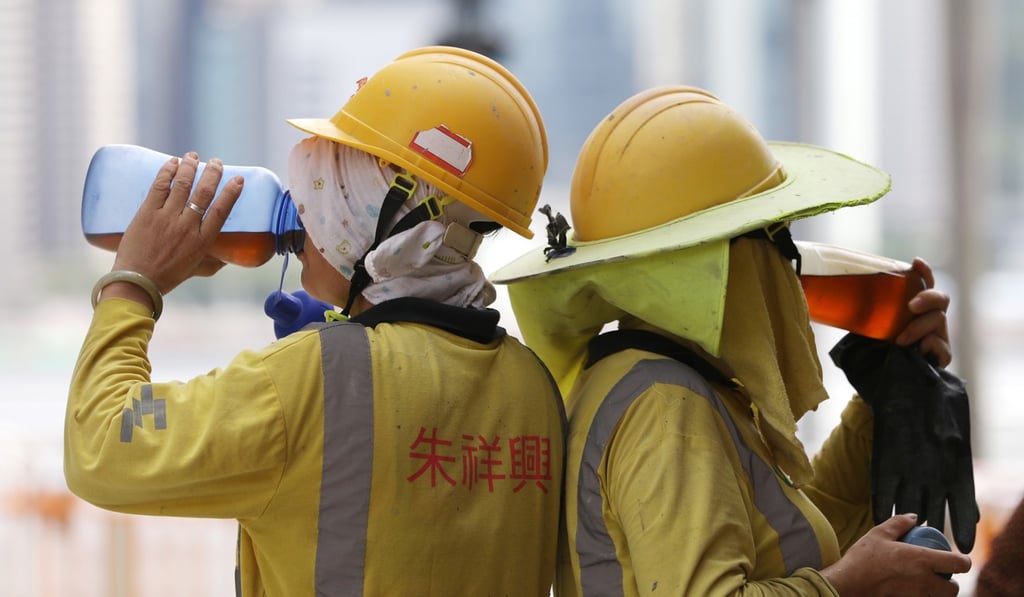 Outdoor workers are more vulnerable to extreme heat. Photo: Edward Wong