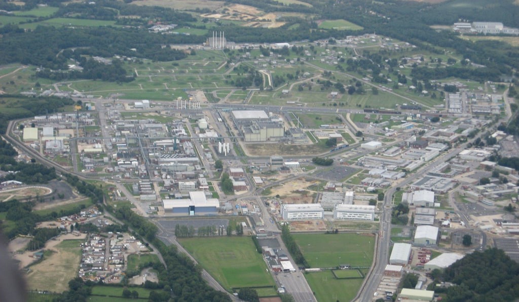 Atomic Weapons Establishment at Aldermaston, England. August 2009 Photo: wiki