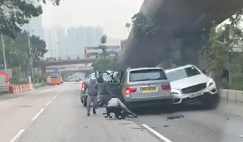 The photograph shows the moment the gang began to attack two victims on Prince Edward Road East. Photo: Facebook