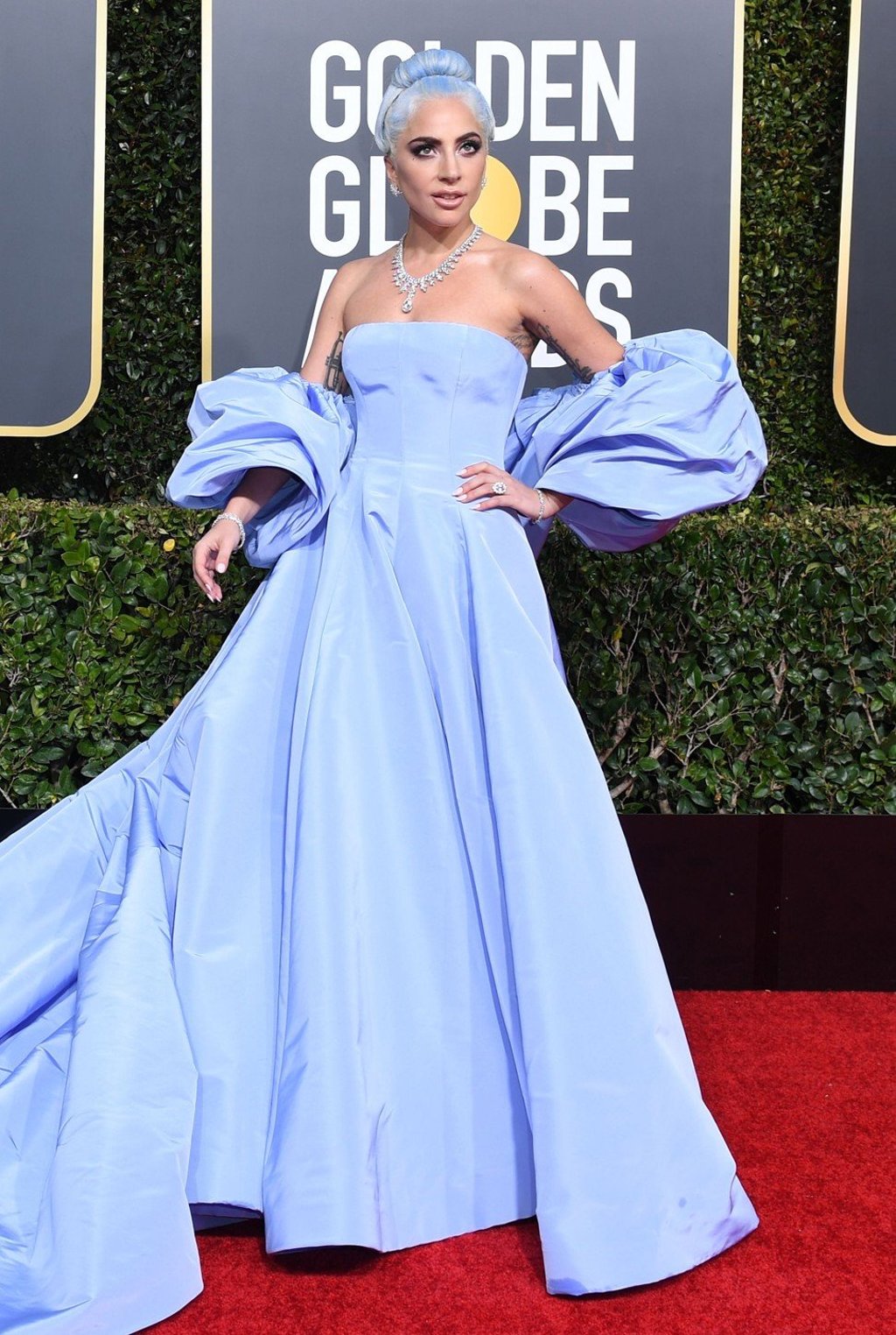 Best and worst dressed at golden globes 2019 store
