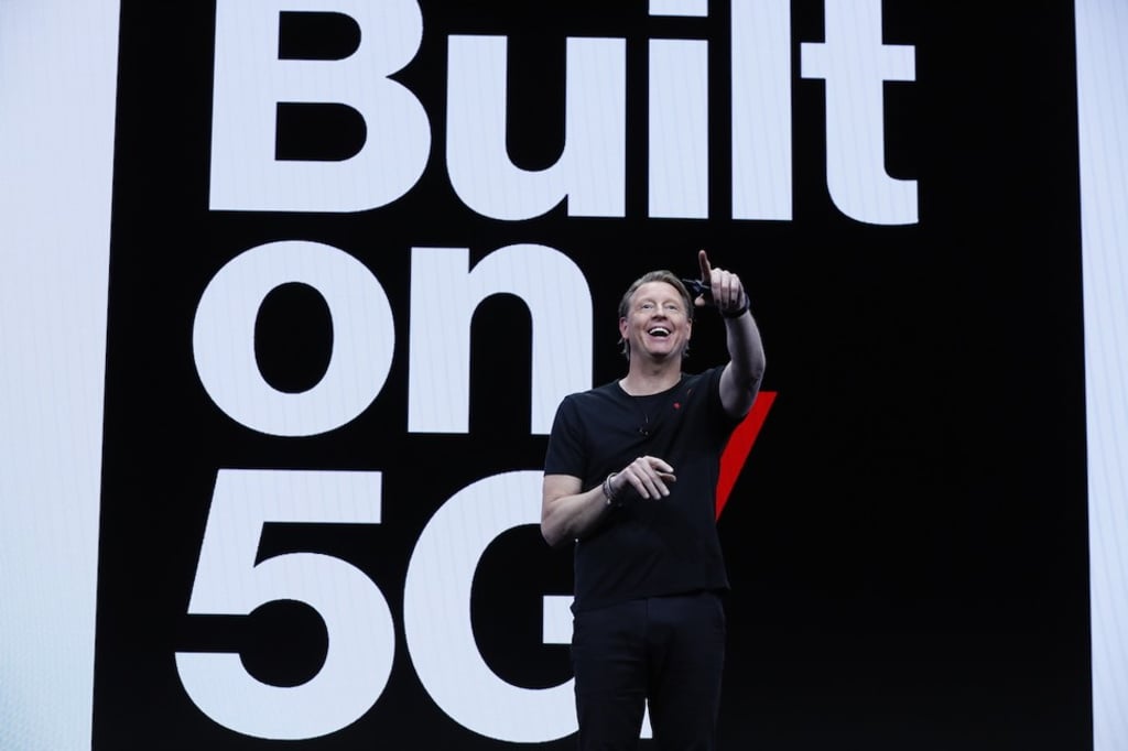 Hans Vestberg, CEO of Verizon, gives his keynote speech at CES 2019, which saw the wireless carrier demonstrate its 5G capabilities.