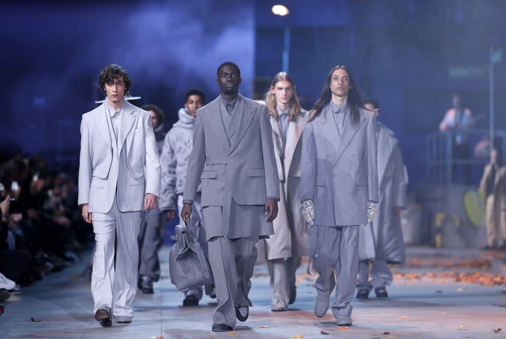 Models presents Virgil Abloh creations for Louis Vuitton at Paris men’s fashion week. Photo: EPA-EFE Models presents Virgil Abloh creations for Louis Vuitton at Paris men’s fashion week. Photo: EPA-EFE