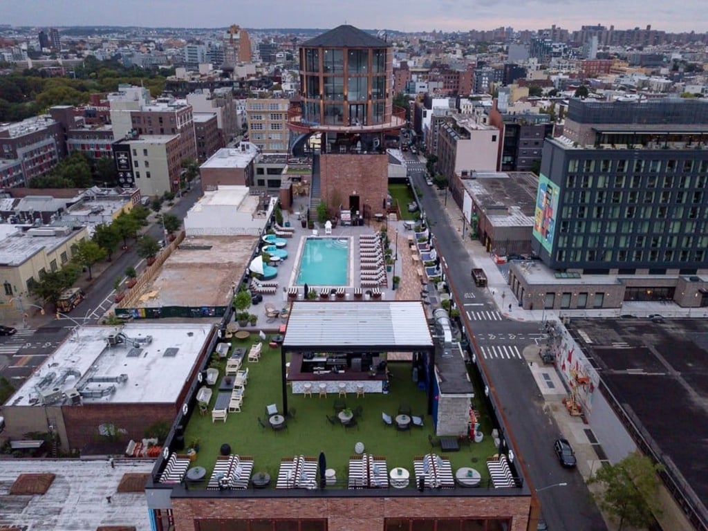 Photo: Williamsburg Hotel Photo: Williamsburg Hotel