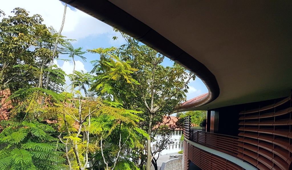 A blend of old and new, primitive and modern, makes up the Capella Singapore. A blend of old and new, primitive and modern, makes up the Capella Singapore.