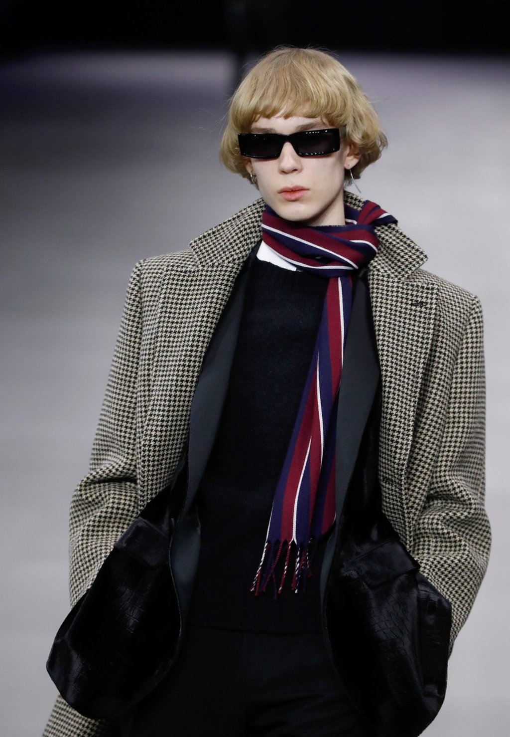 Hedi Slimane’s catwalk models all kept their hands in their pockets when presenting his well-tailored creations during Celine’s fall/winter 2019-20 menswear collection show in Paris last Sunday. Photo: AFP