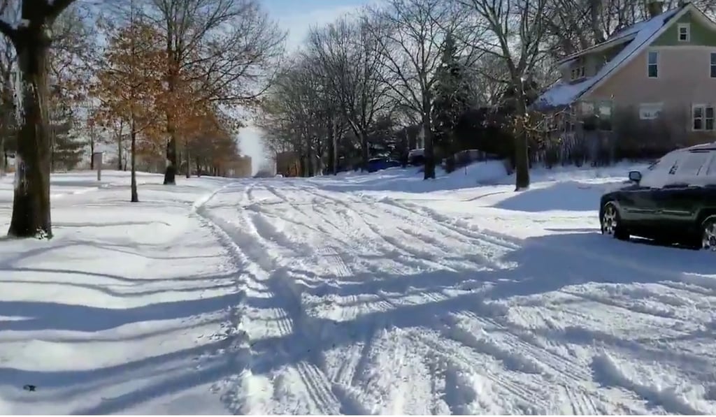 A snow-covered street in Saint Paul on January 28, 2019. Photo: Reuters