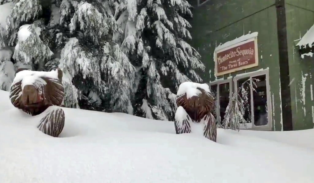 Snow up to the window sills of the Montecito Sequoia Lodge in Kings Canyon National Park in California’s Sierra Nevada. Photo: AP